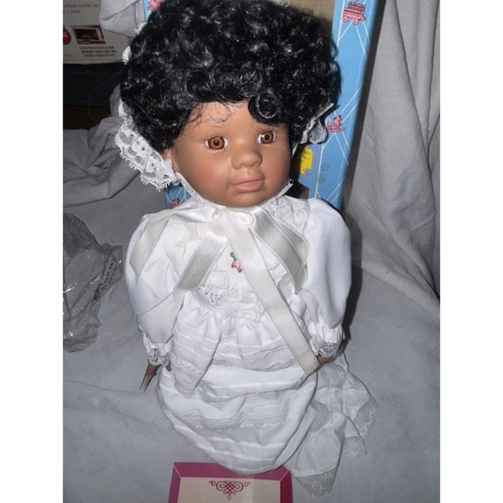 Sweet Innocent Collection Jessica Doll Handcrafted Porcelain Doll Collector - Picture 6 of 8